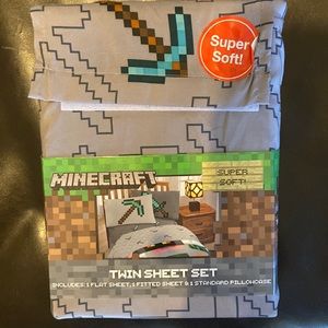 COPY - Minecraft twin sheet set pickaxe. New